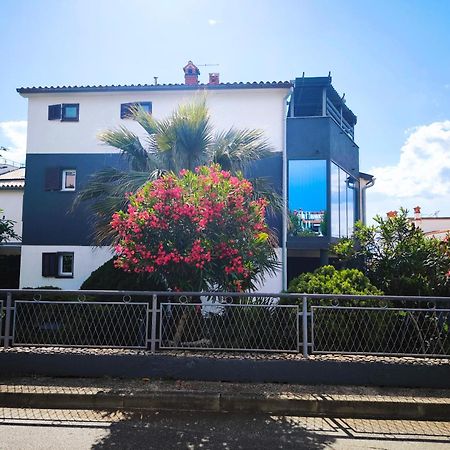 Apartmani Andrea Pula Exteriör bild
