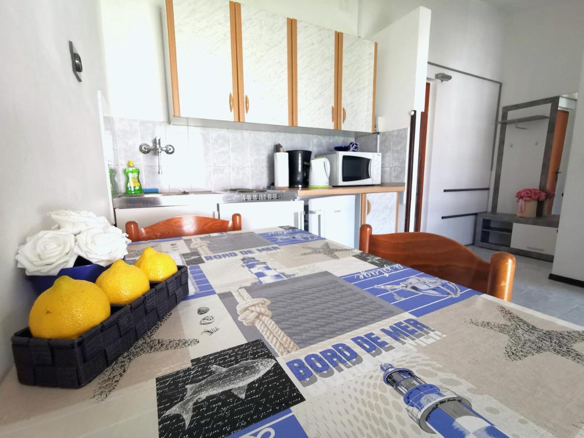 Apartmani Andrea Pula Exteriör bild