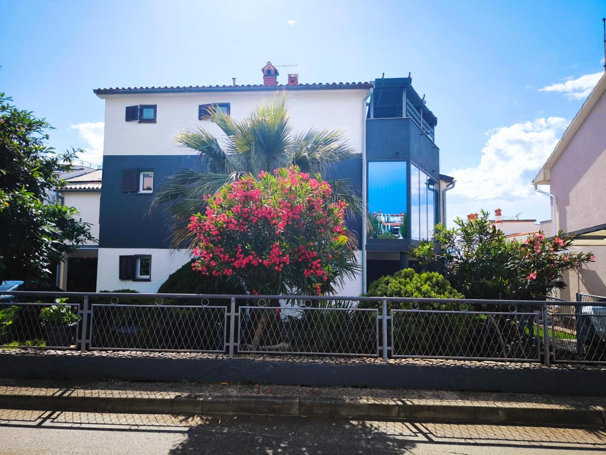 Apartmani Andrea Pula Exteriör bild