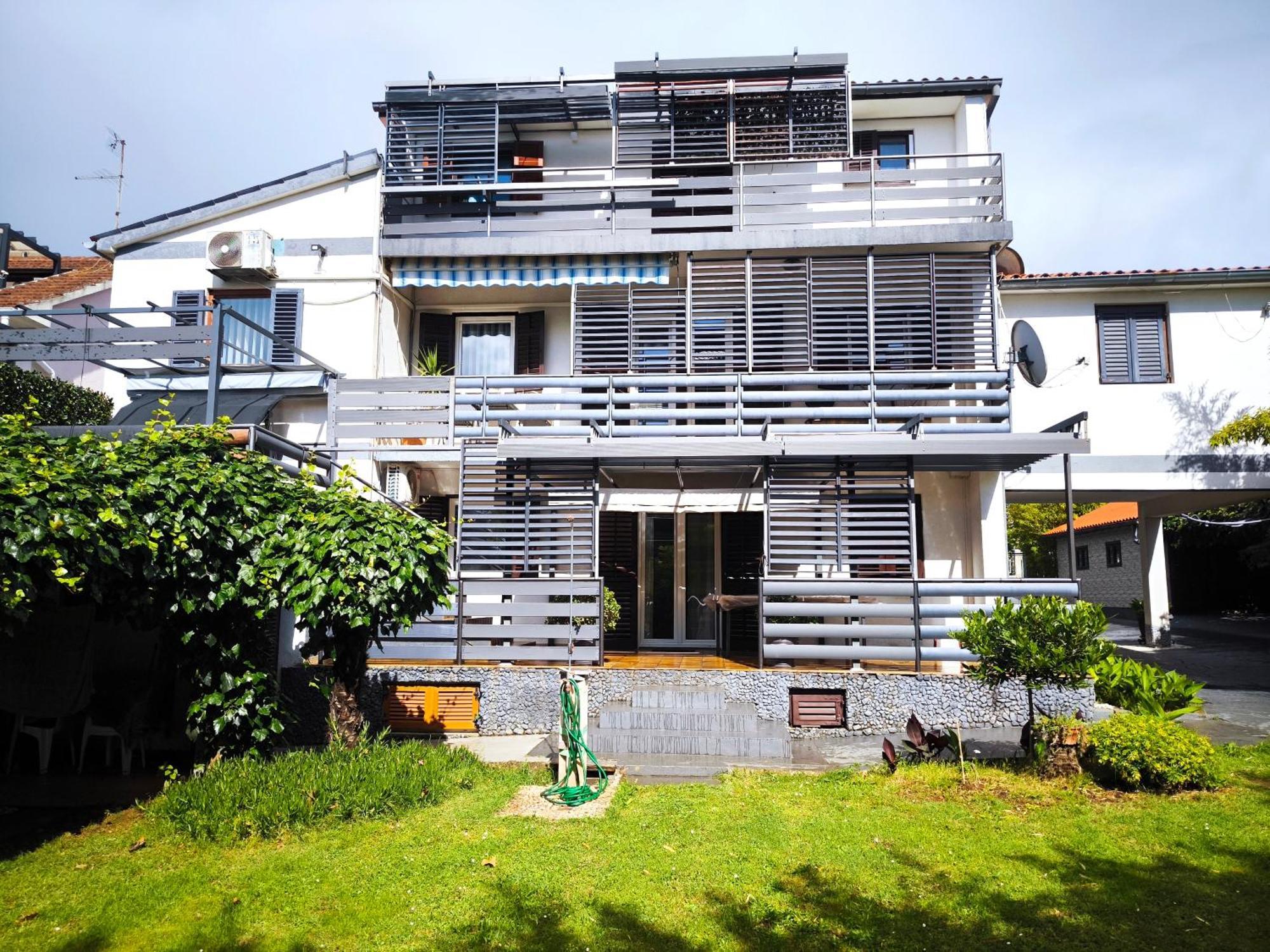 Apartmani Andrea Pula Exteriör bild